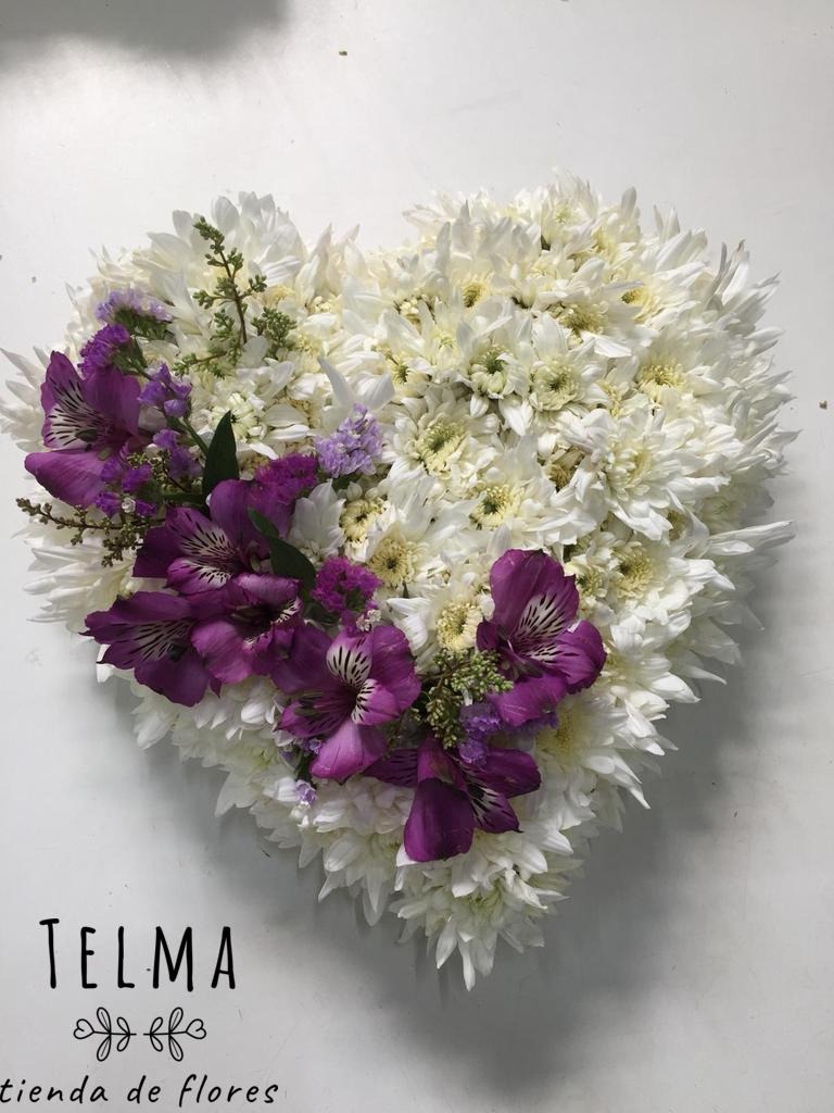 TELMA Corazon floral cerrado grande 