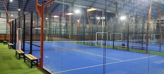 LALO MONTAJES PISTAS DE PADEL 