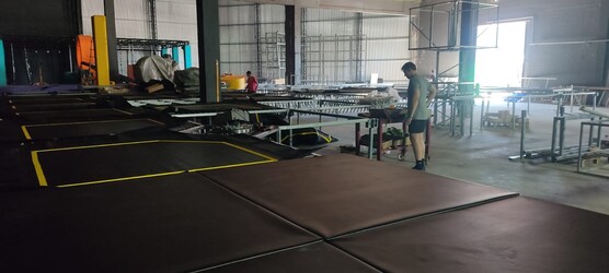 LALO MONTAJES PISTAS DE PADEL 