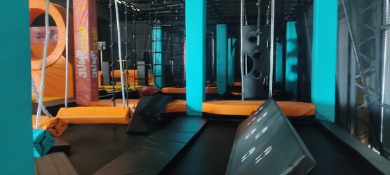 LALO MONTAJES PISTAS DE PADEL 