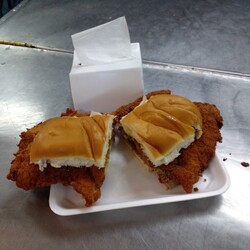 GRILL LOS CHINITOS (CARRITO) 