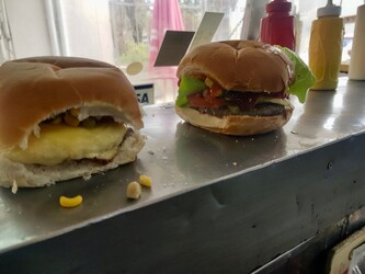 GRILL LOS CHINITOS (CARRITO) 