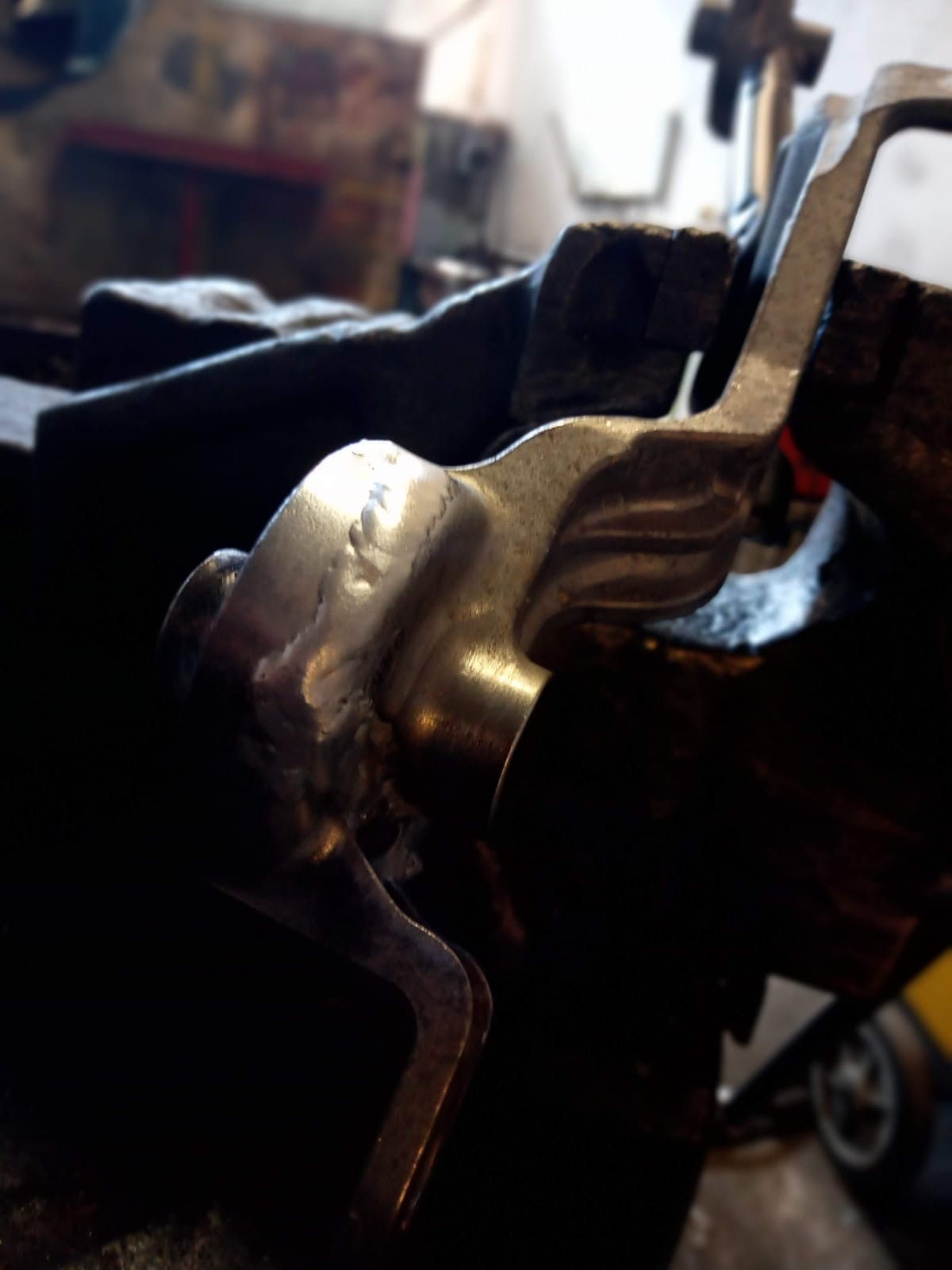 VILLALBA HNOS SRL Villalba Hnos - Soldaduras en Aluminio ALUMINIO, BRONCE, ANTIMONIO,  HIERRO FUNDIDO