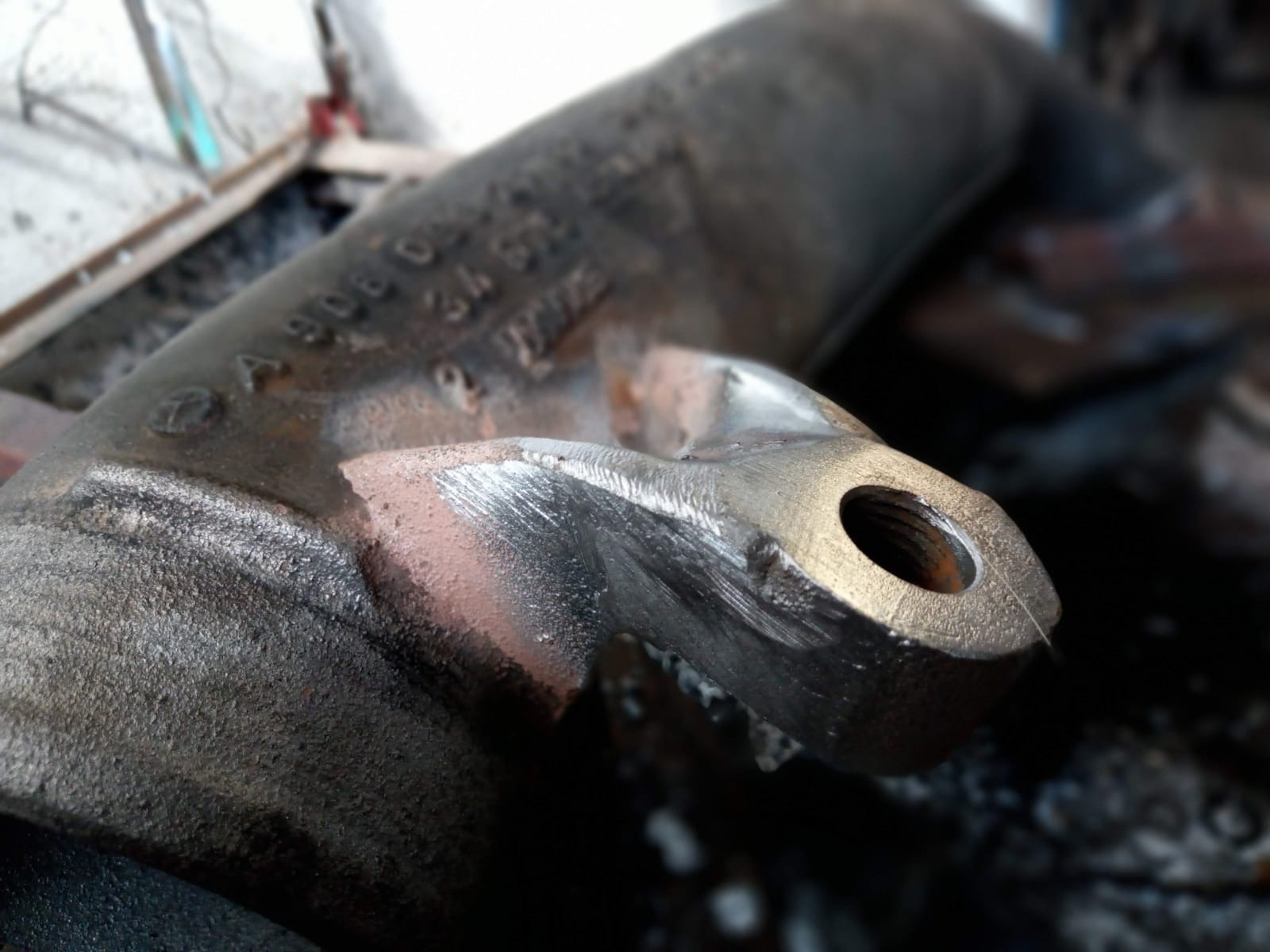 VILLALBA HNOS SRL Villalba Hnos - Soldaduras en Aluminio ALUMINIO, BRONCE, ANTIMONIO,  HIERRO FUNDIDO