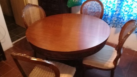 ROMÁN DELIMA Restauración de mesa