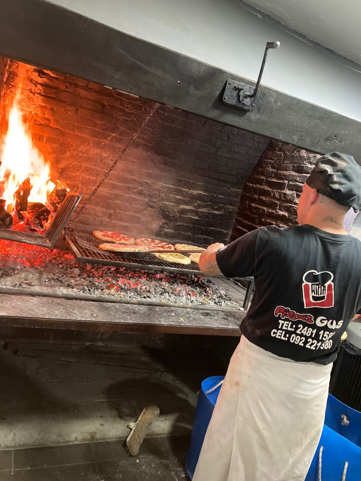 PIZZAS GUS  