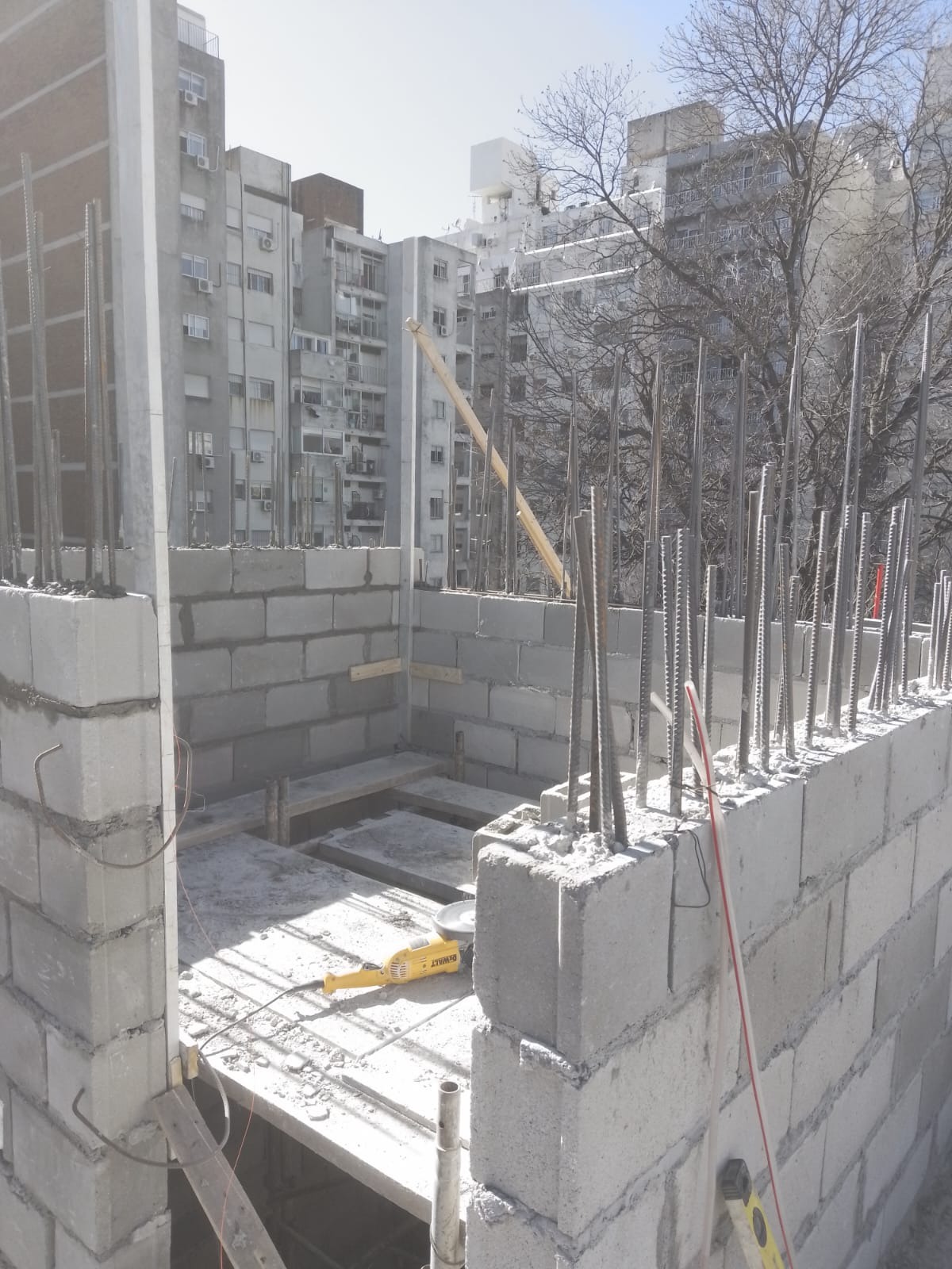 ADRIAN OLMEDO CONSTRUCCIONES  