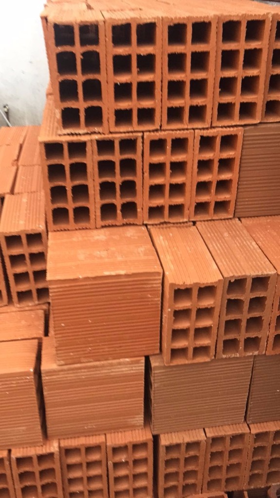 BARRACA EL FARO  Ticholos 08x25x25, 12x25x25 y 17x25x25. Consulte p