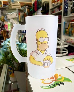 SALÓN PINOCHO Jarra de cerveza de Homero