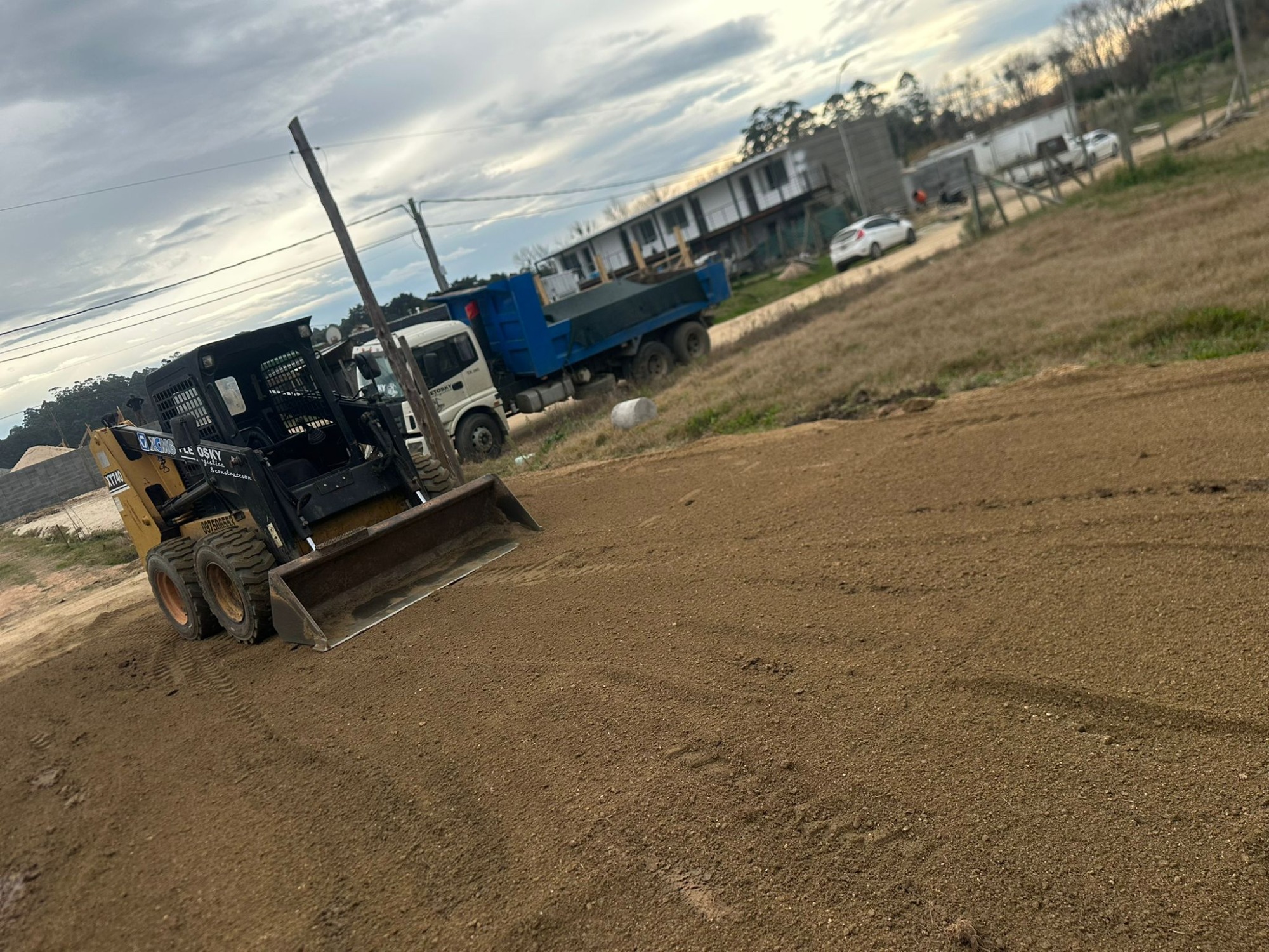 Fletosky Logística y Construcción  