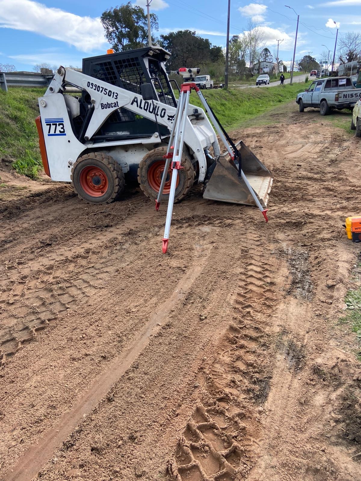 Fletes y Transportes Durazno nivelacion de terreno 