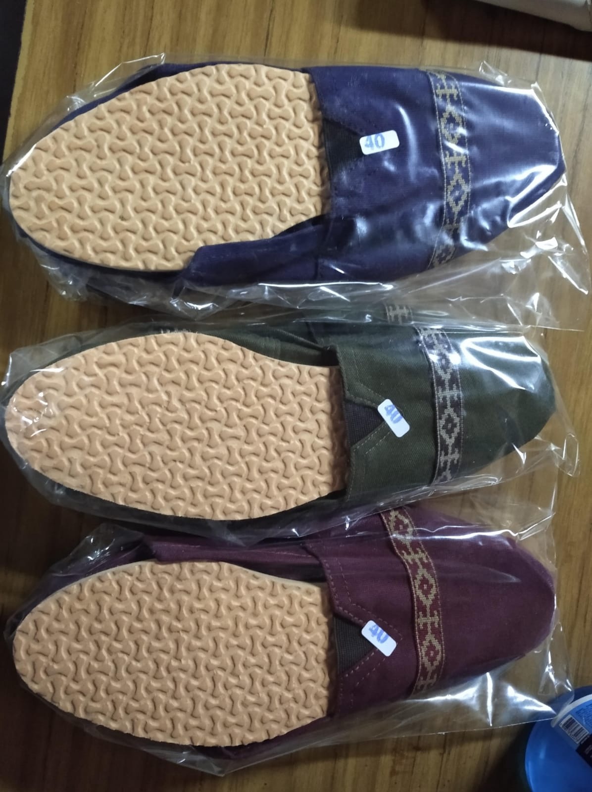 DISKAN ARTÍCULOS Y ZAPATOS EN CUERO  