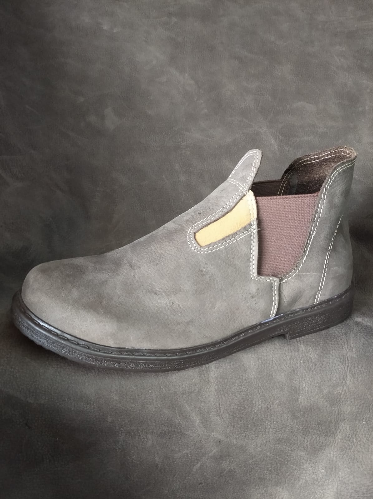 DISKAN ARTÍCULOS Y ZAPATOS EN CUERO  