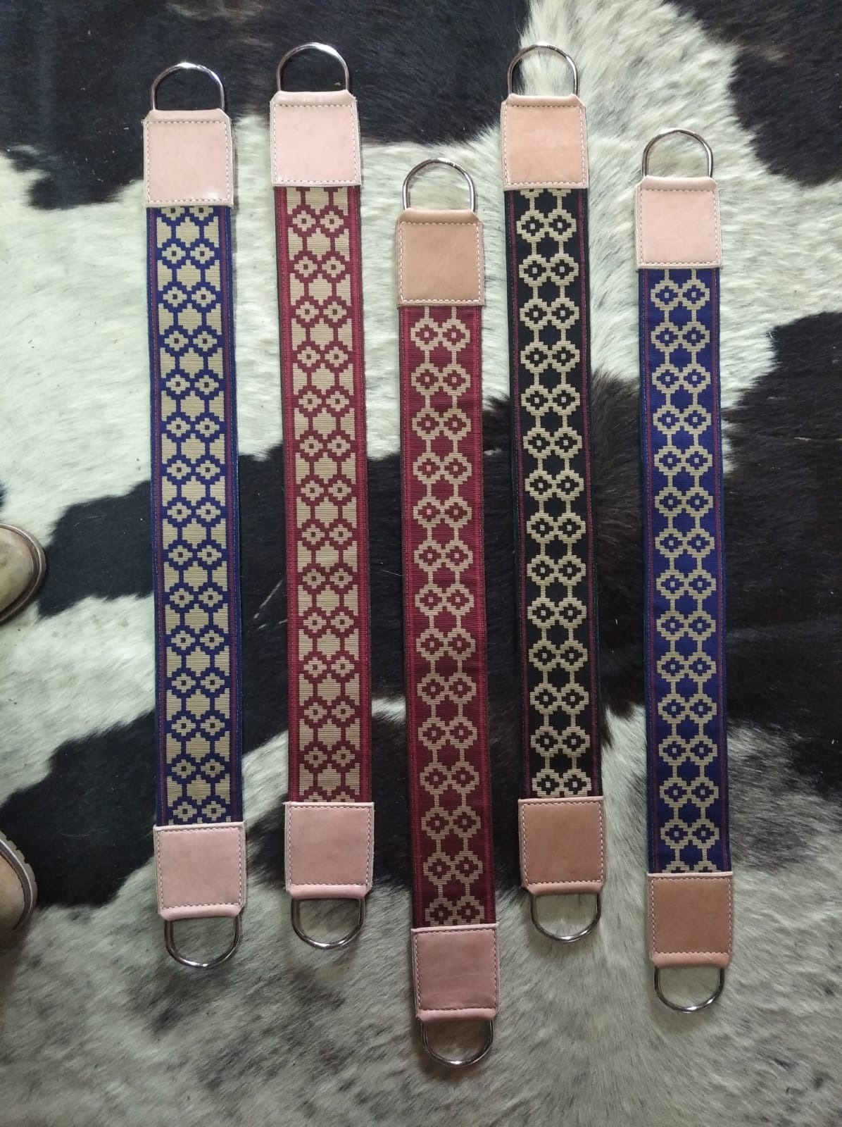 DISKAN ARTÍCULOS Y ZAPATOS EN CUERO  