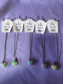 SANTERIA Y BIJUTERIA V Y P 