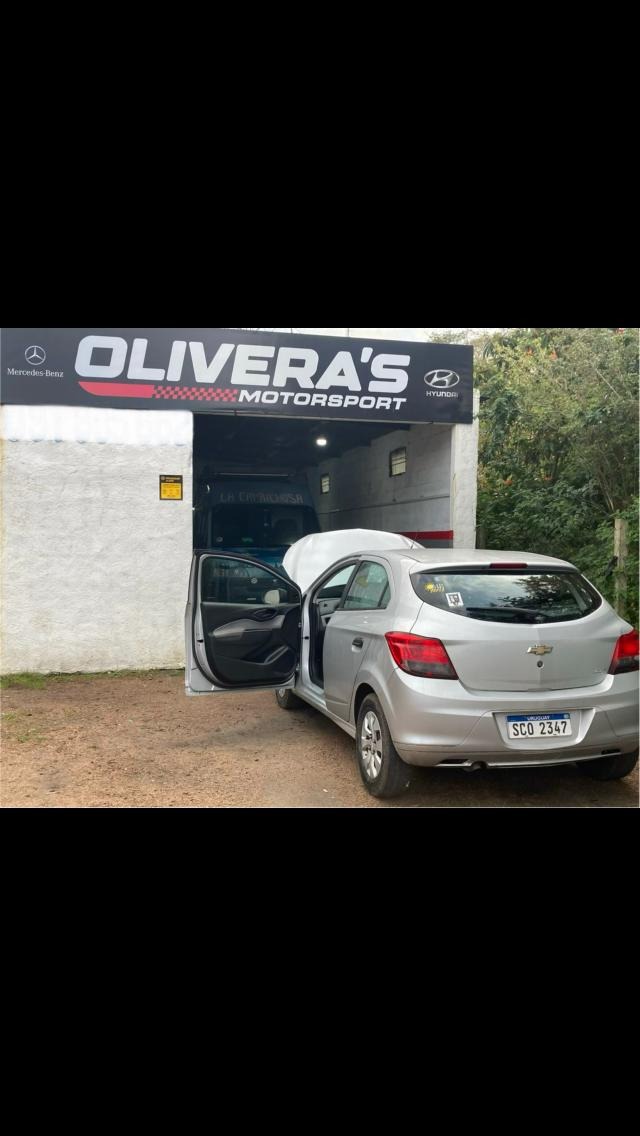 Taller Olivera's Taller Olivera's LUBRICANTES
SERVICIOS MECANICOS
INYECCION ELECTRON