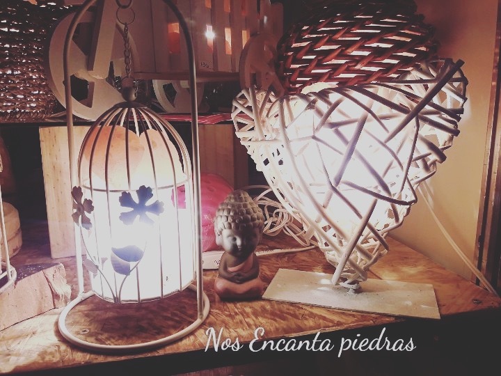 Nos Encanta  Lamparas de sal en diferentes formas para que sea 