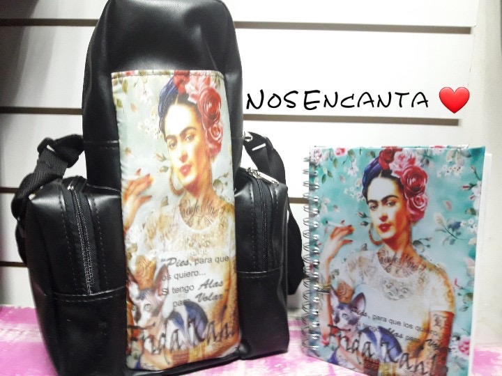 Nos Encanta  Frida Kahlo materas, cuadernos personalizados