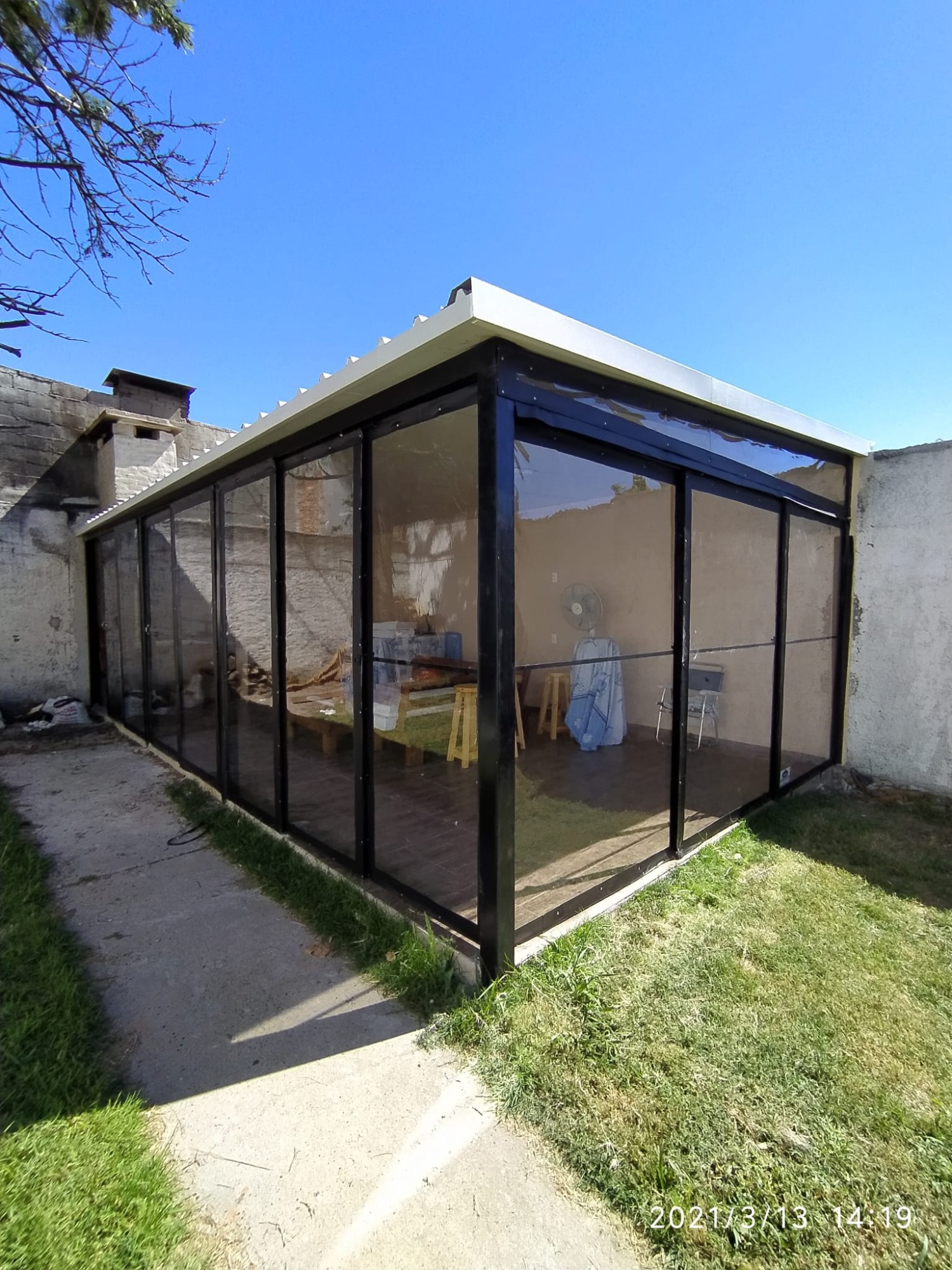 LA CASA DEL TOLDO LA CASA DEL TOLDO CARPAS
ALQUILERES CASTILLOS INFLABLES
TOLDOS
CAMAS