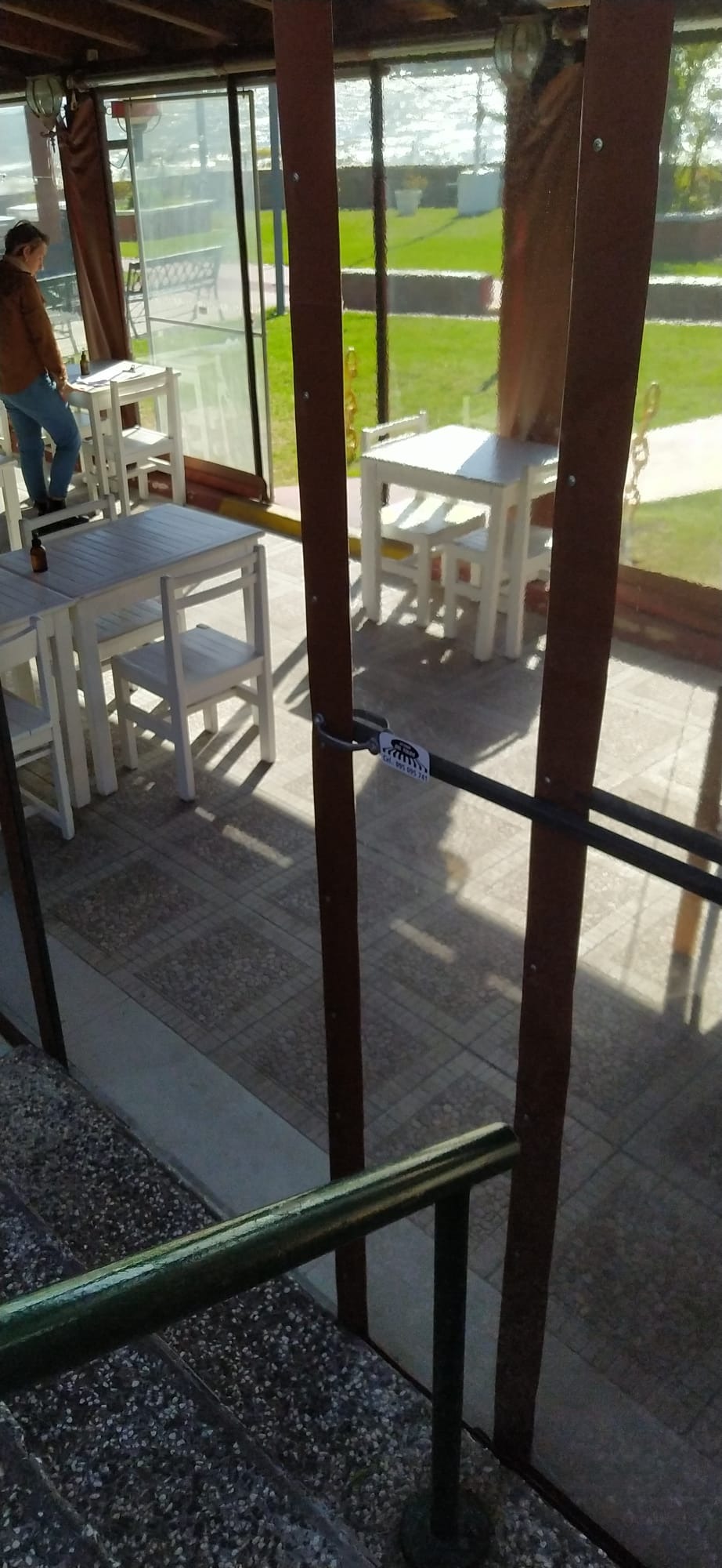 LA CASA DEL TOLDO LA CASA DEL TOLDO CARPAS
ALQUILERES CASTILLOS INFLABLES
TOLDOS
CAMAS