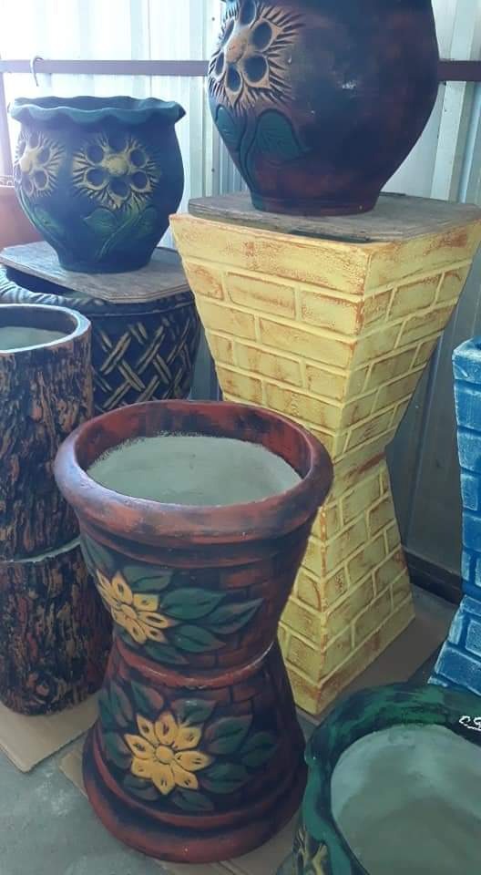 LEÑERIA CIBILS  Macetas