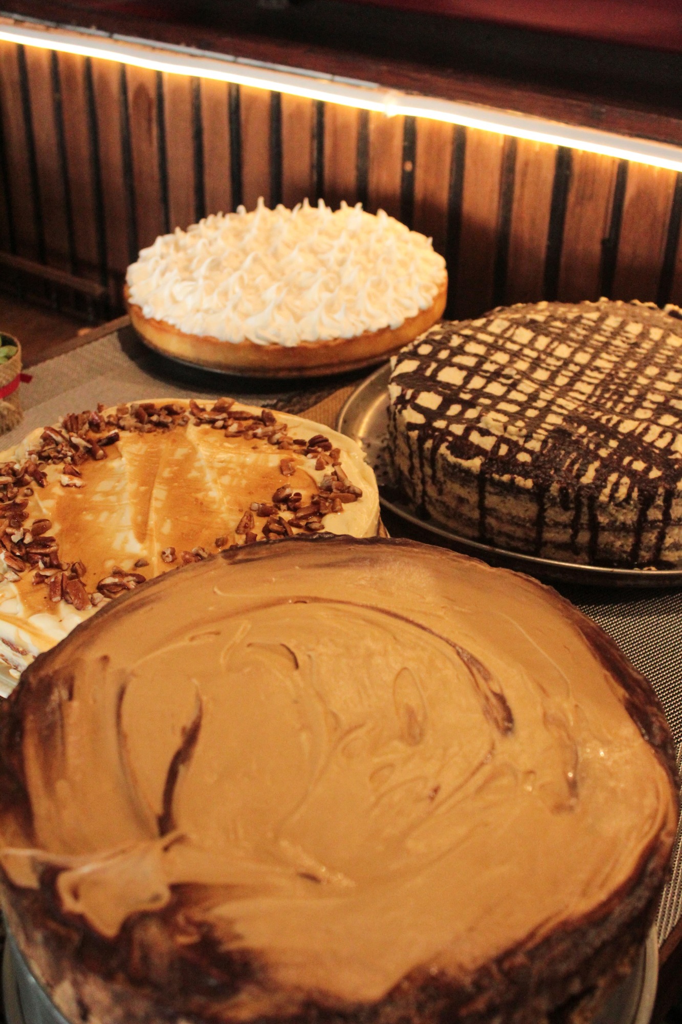 Kaly Café KARY CAFE CAFE
SANDWICHES CALIENTES
POSTRES
CAFETERIAS
MEDIA