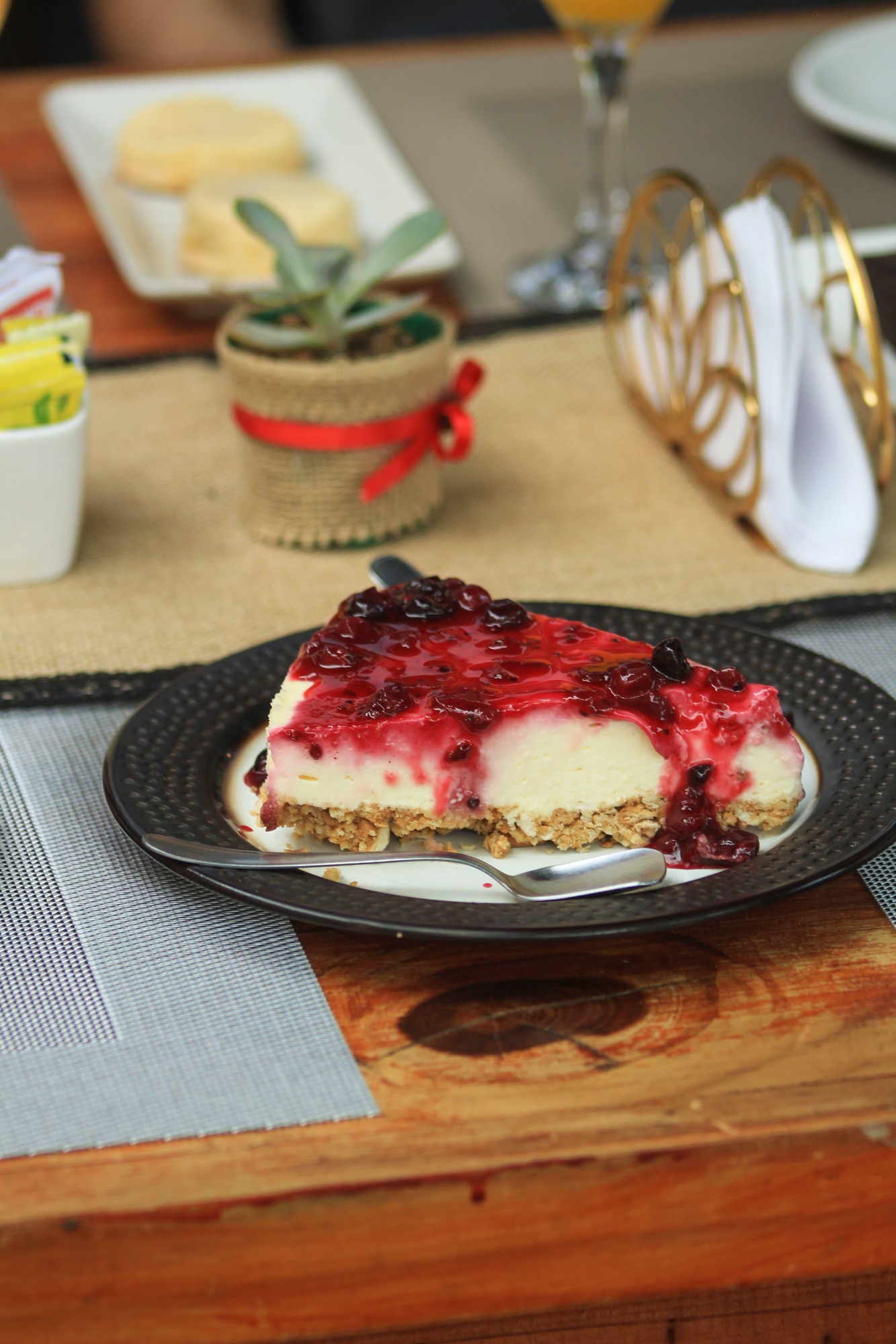 KARY CAFE KARY CAFE CAFE
SANDWICHES CALIENTES
POSTRES
CAFETERIAS
MEDIA