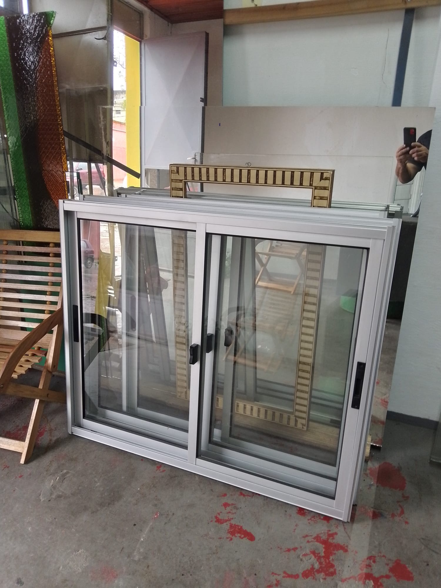 VIDRIERIA AYUI VIDRIERIA AYUI VIDRIOS
ABERTURAS ALUMINIO
ABERTURAS
VIDRIERIAS