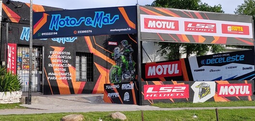 MOTOS & MAS 