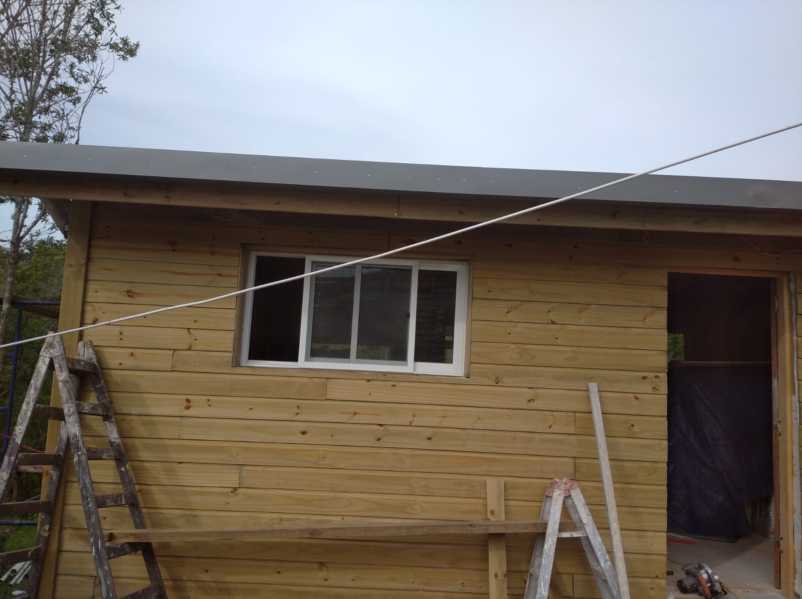 DANIEL VARGAS CONSTRUCCIONES  