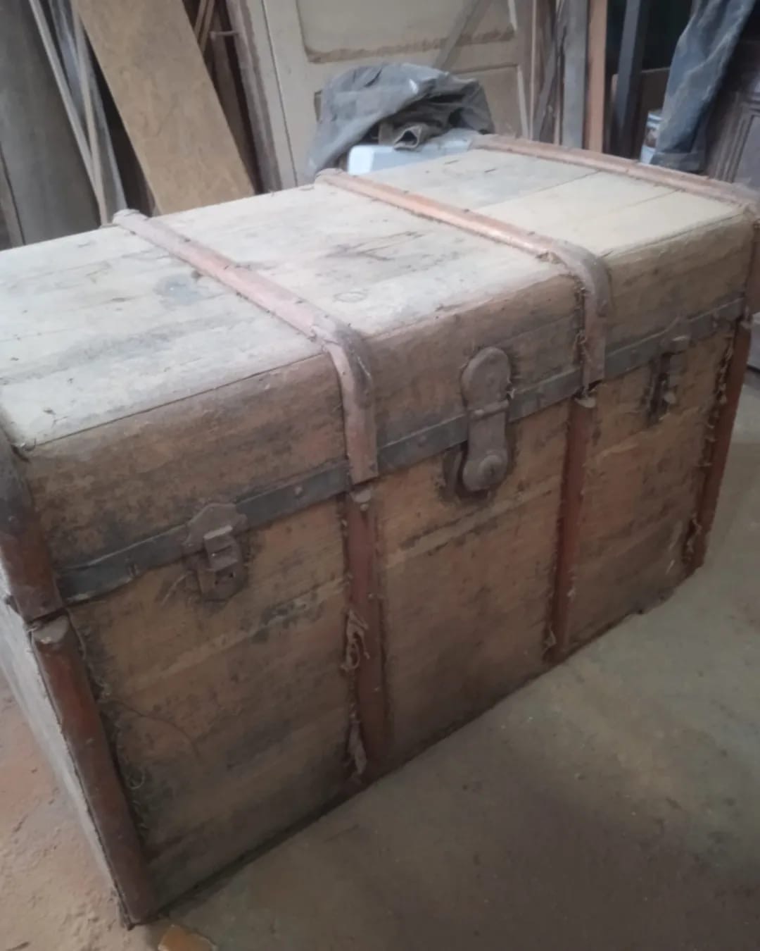 CARPINTERÍA M & T YOUNG  