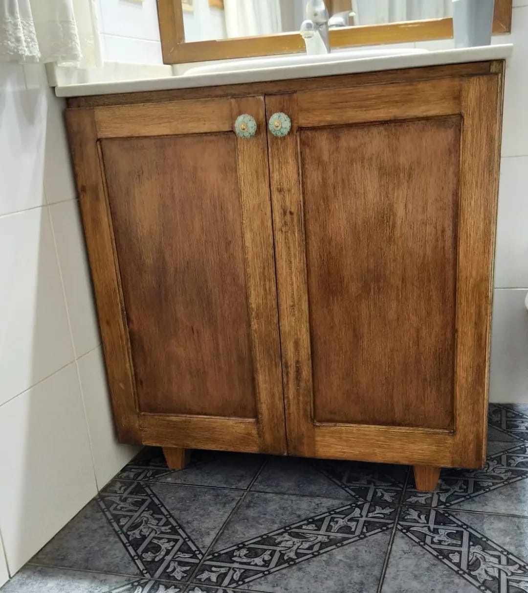 CARPINTERÍA M & T YOUNG  