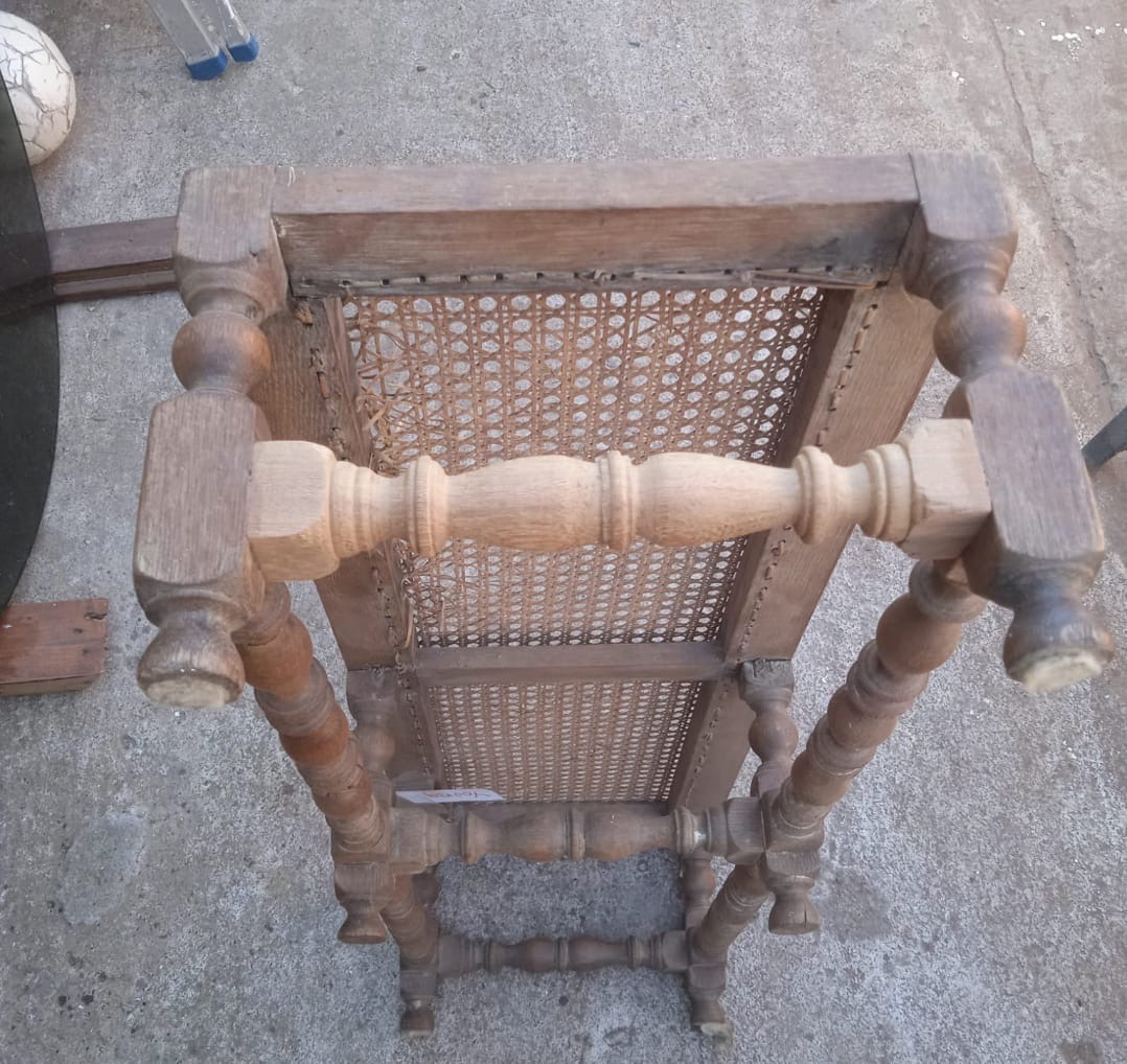 CARPINTERÍA M & T YOUNG  