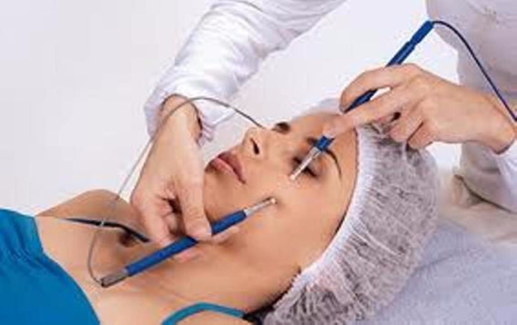 CENTRO AROMAR Electrolifting Facial 