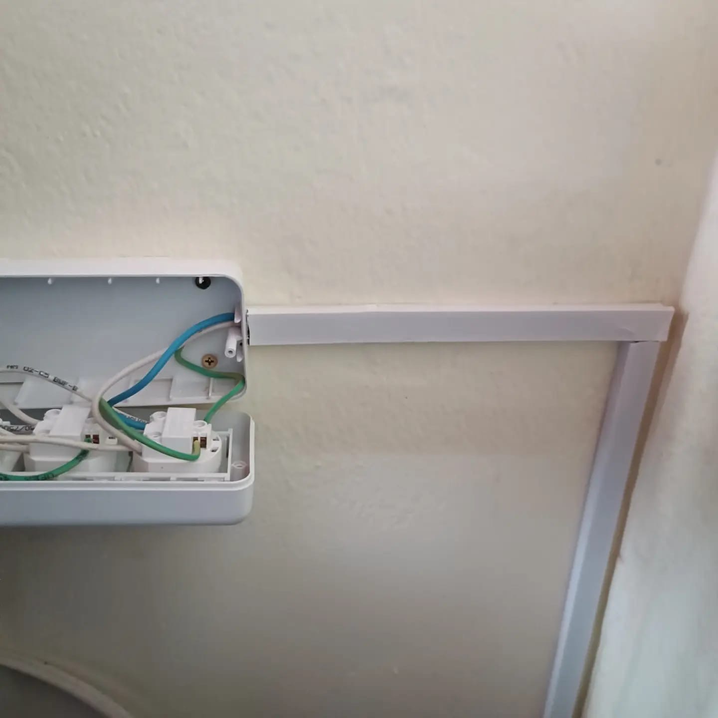 AGUSTIN ELECTRICIDAD  