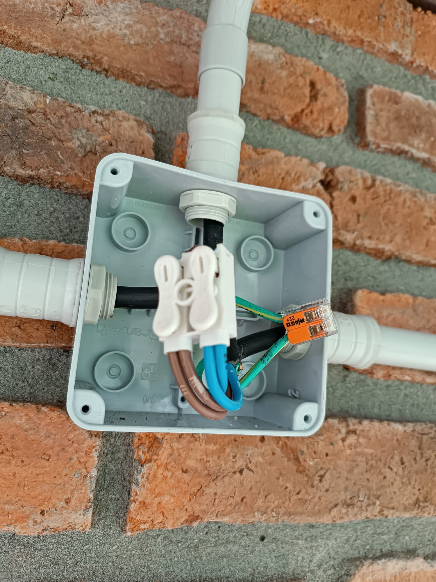 AGUSTIN ELECTRICIDAD  