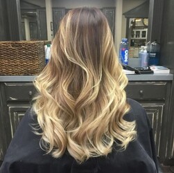 PELOMANIA & CUATRO DIAMANTES ESTETICA UNISEX 