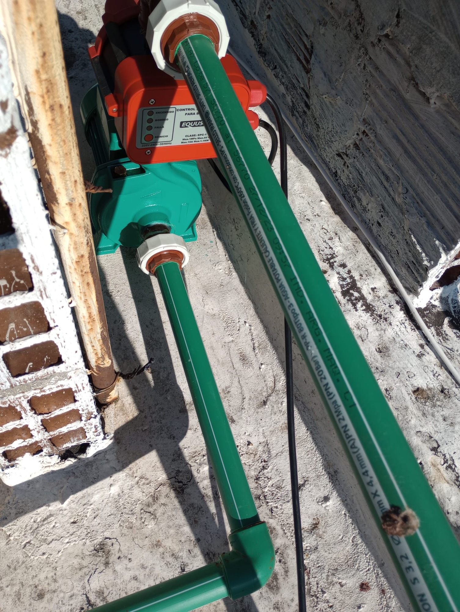 SANITARIA Y CONSTRUCCION DANIEL PARIS  