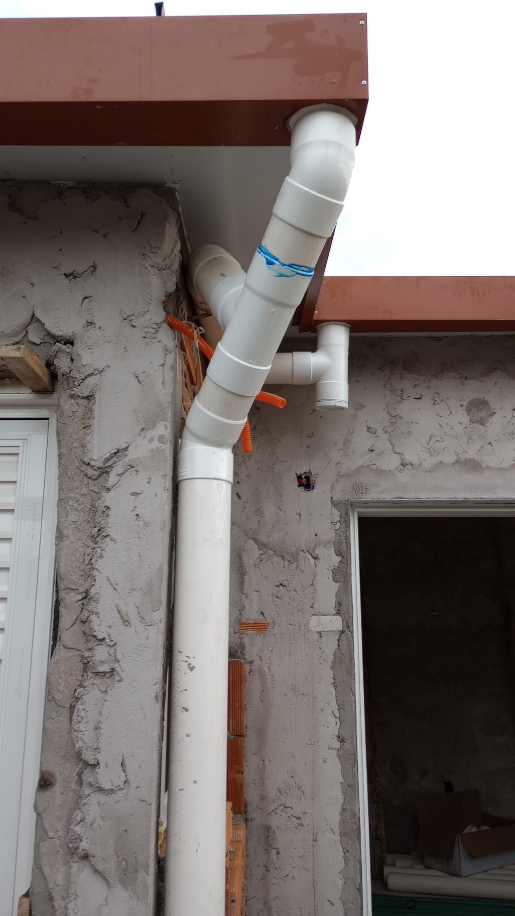 SANITARIA Y CONSTRUCCION DANIEL PARIS  