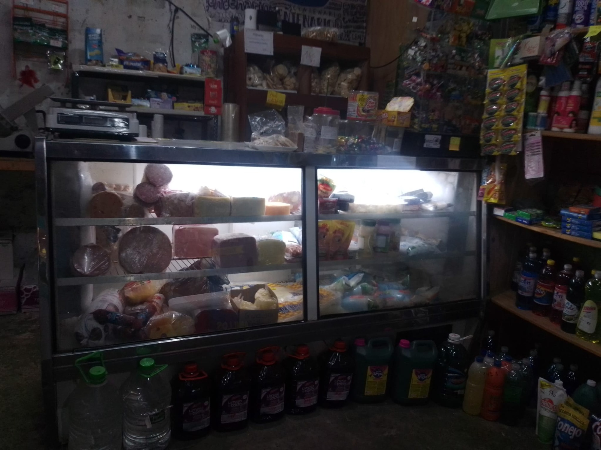 AUTOSERVICE EL QUINCHO  