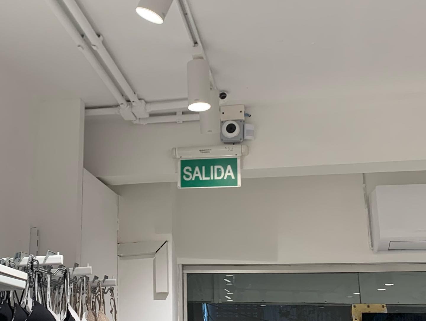 APRATÍNEZ SOLUCIONES  