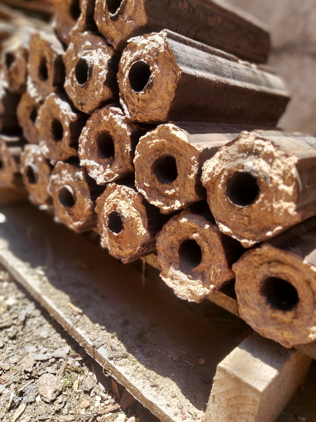 EL BALTA BARRACA DE LEÑA  