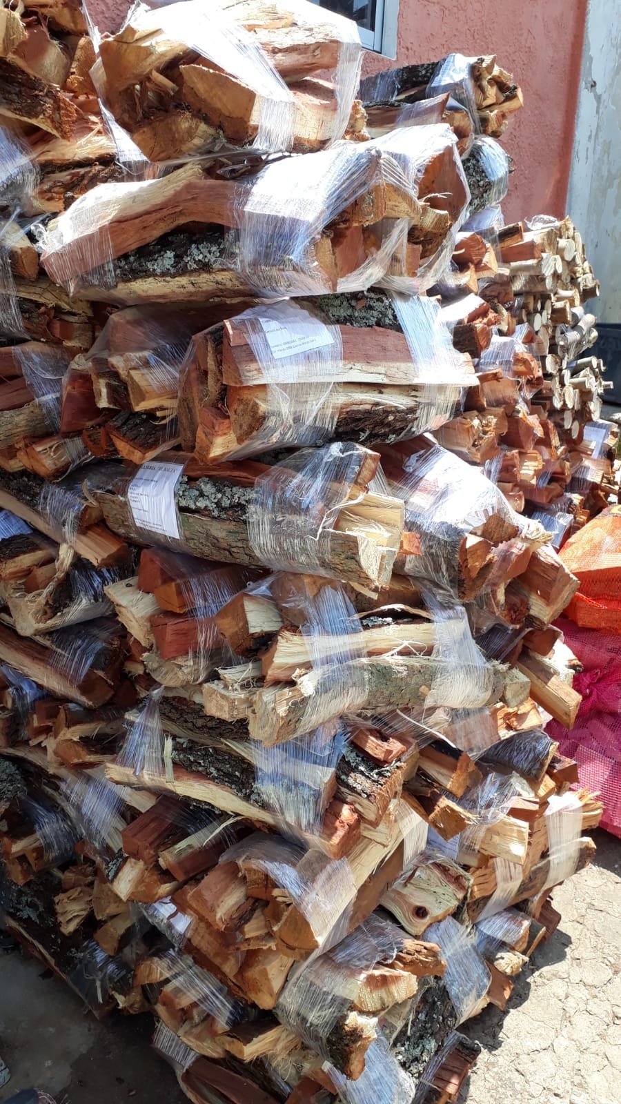 EL BALTA BARRACA DE LEÑA  