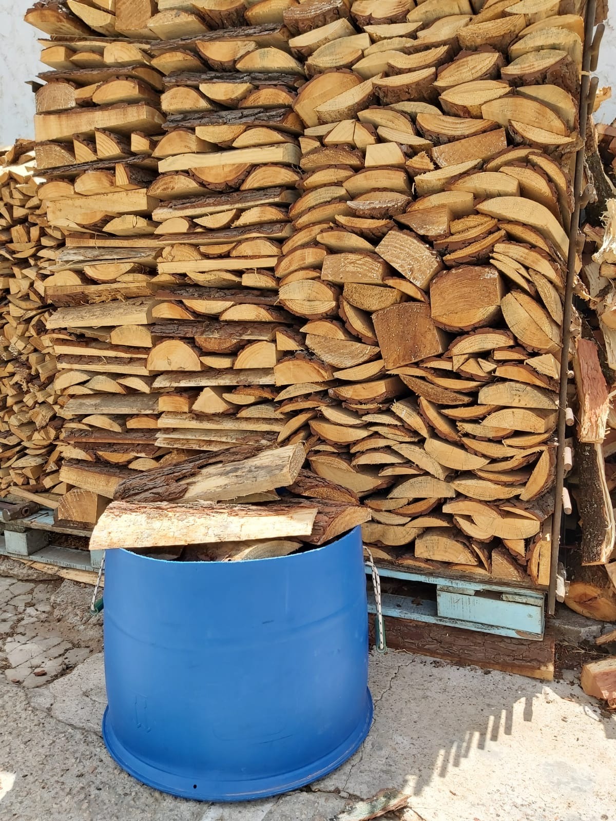 EL BALTA BARRACA DE LEÑA  