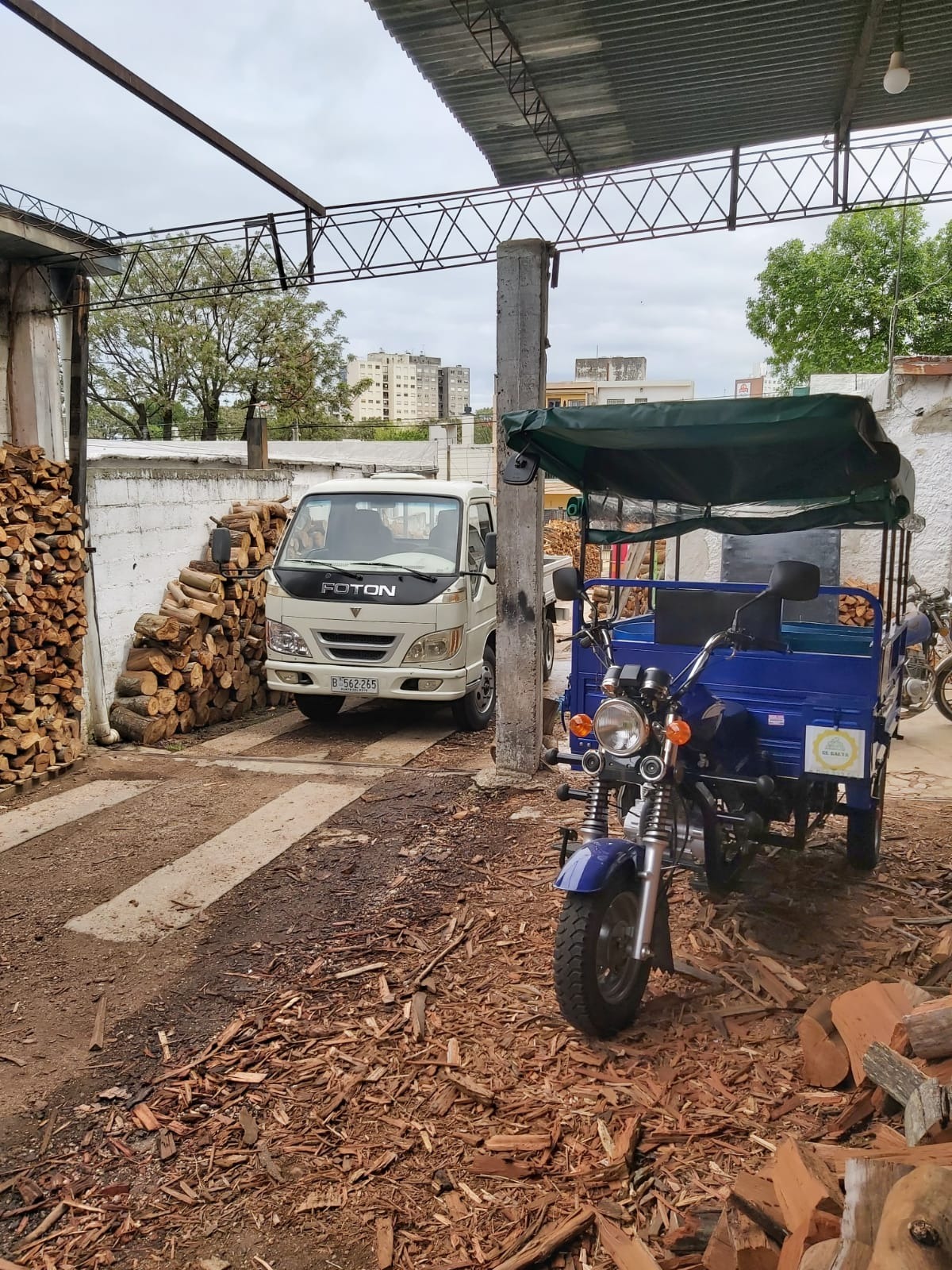 EL BALTA BARRACA DE LEÑA  