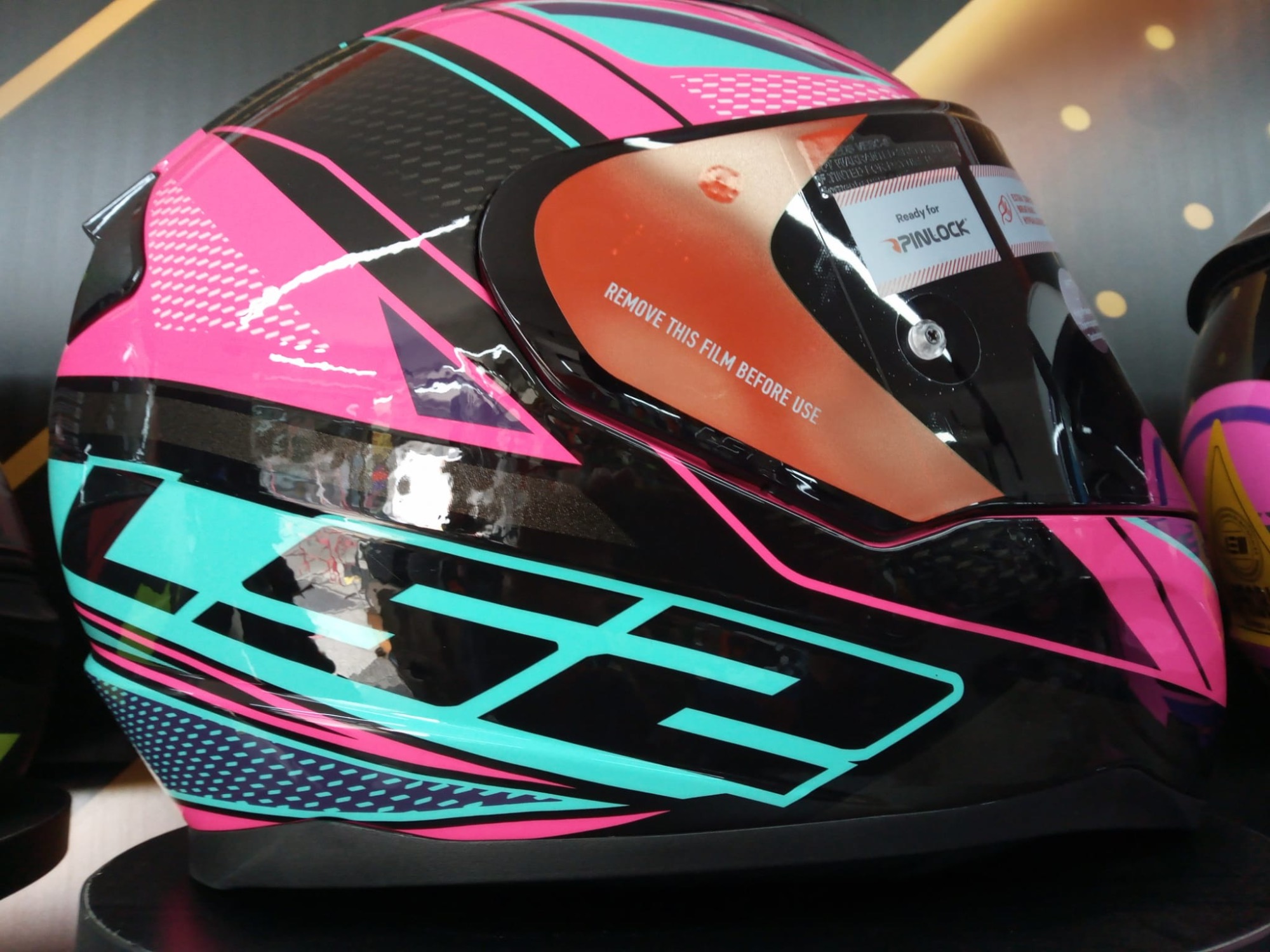 OK MOTOS 2 Cascos LS2 