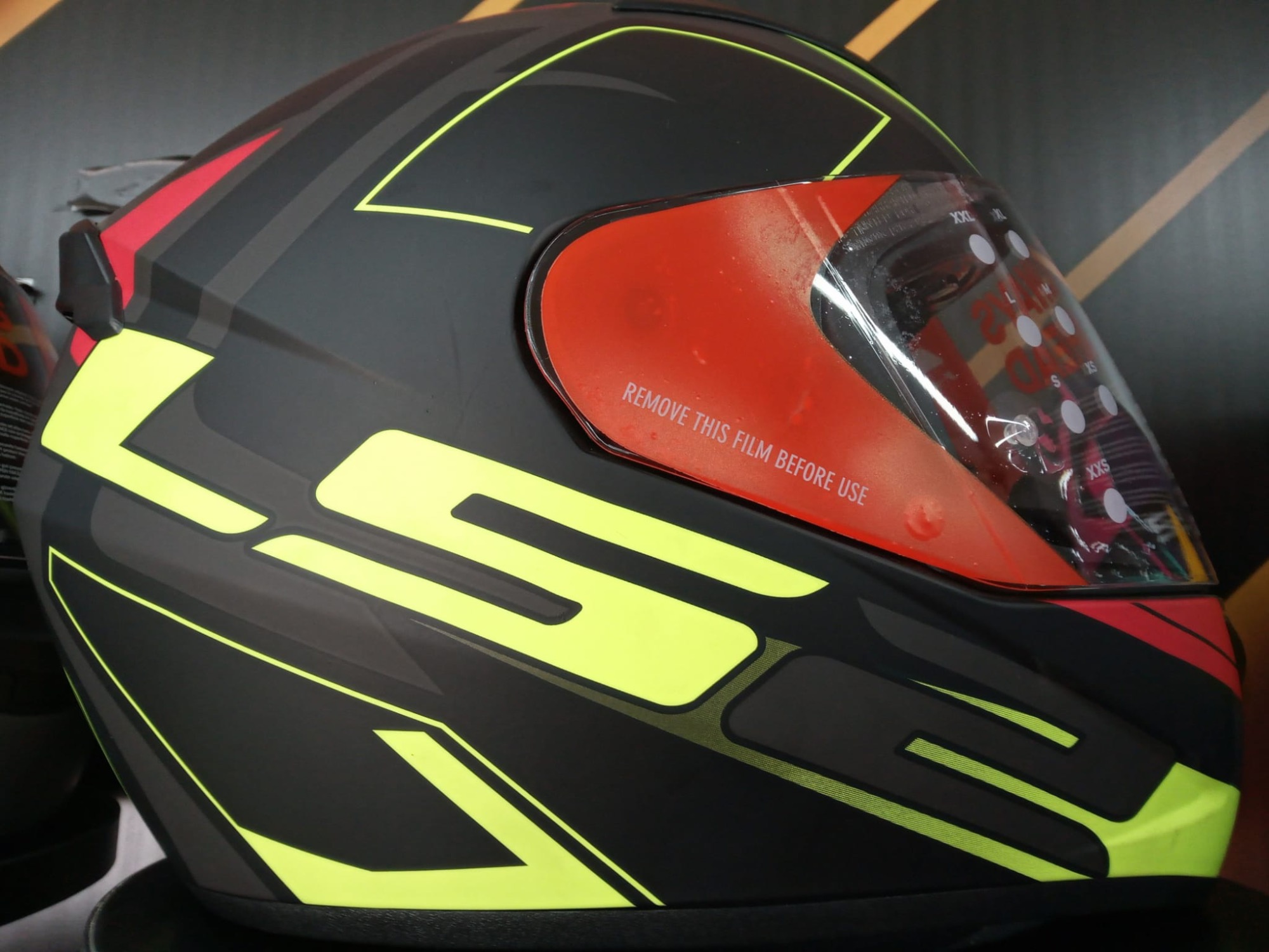 OK MOTOS 2 Cascos LS2 