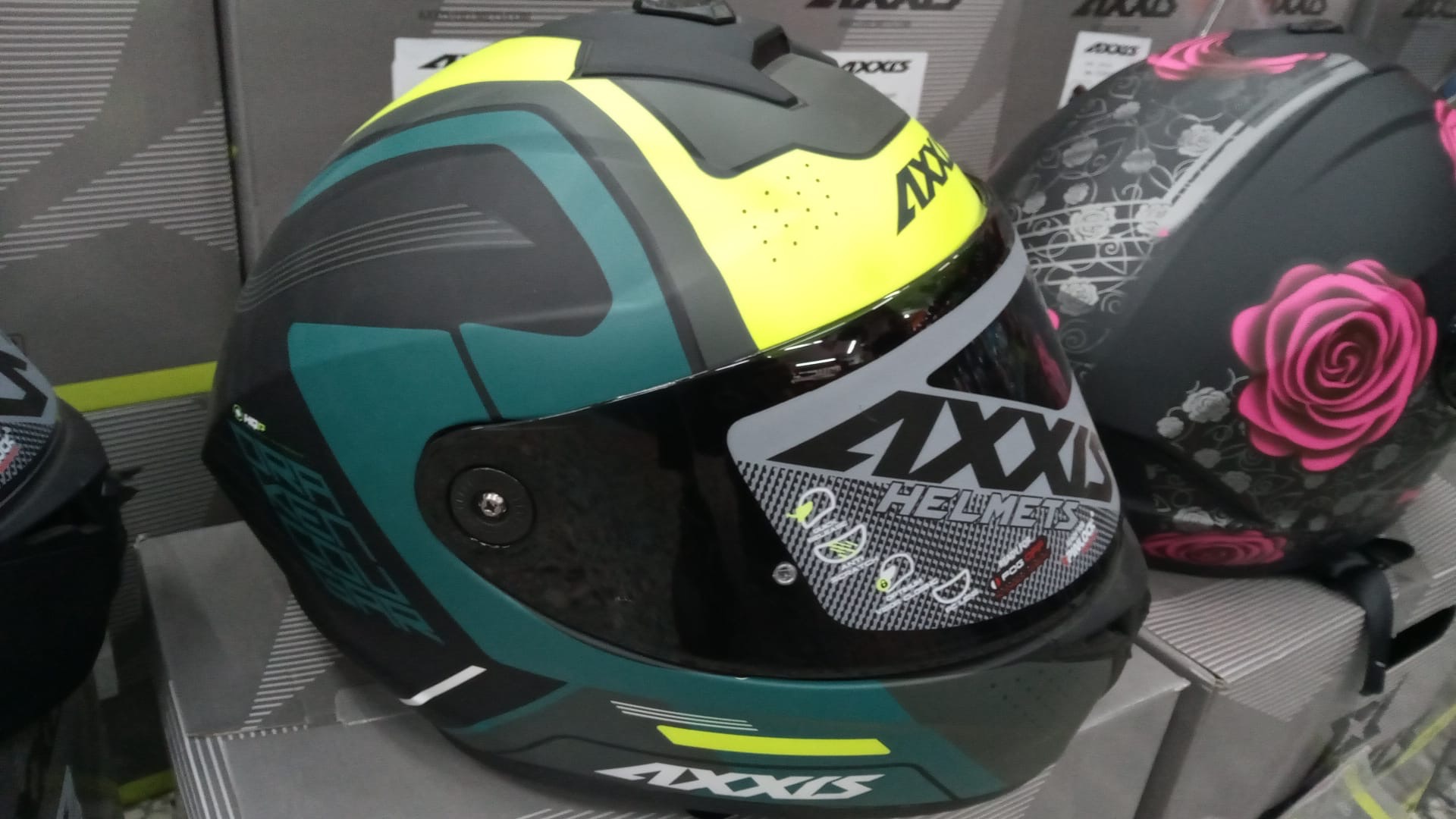 OK MOTOS 2 Cascos AXXIS 