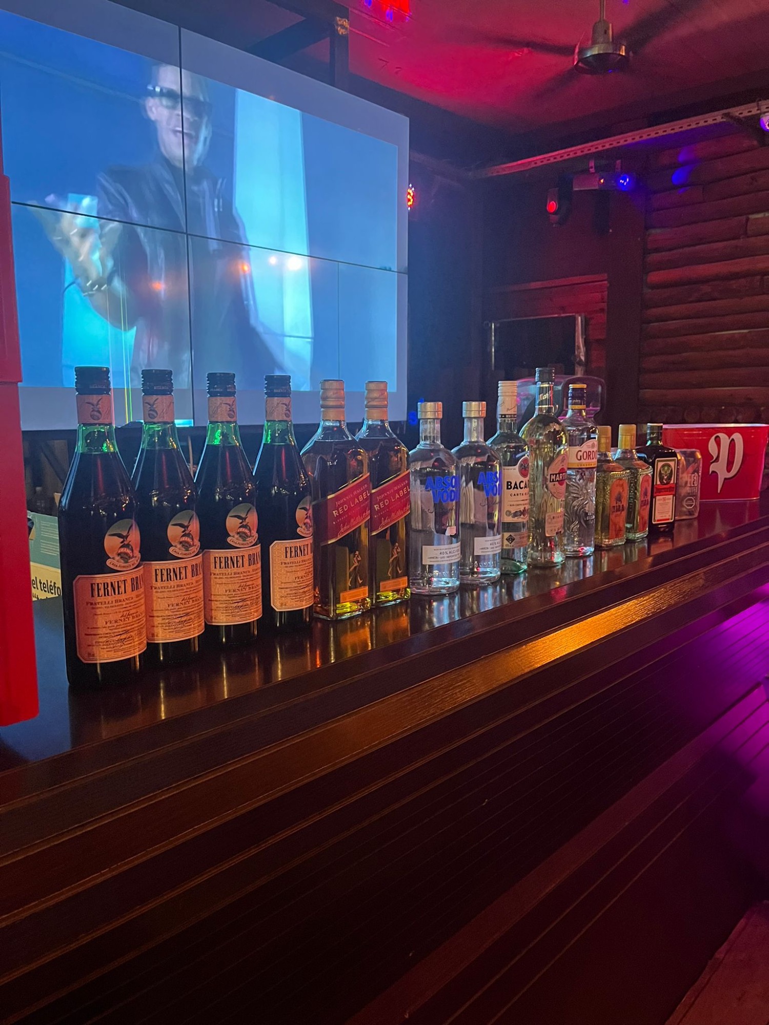 RESTORAN KIENES SON ESTOS  