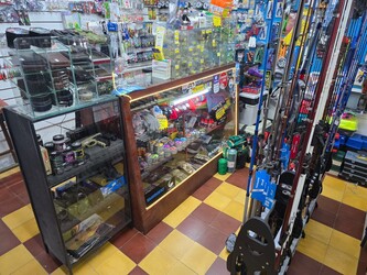 AVENTUREROS CAMPING Y PESCA 